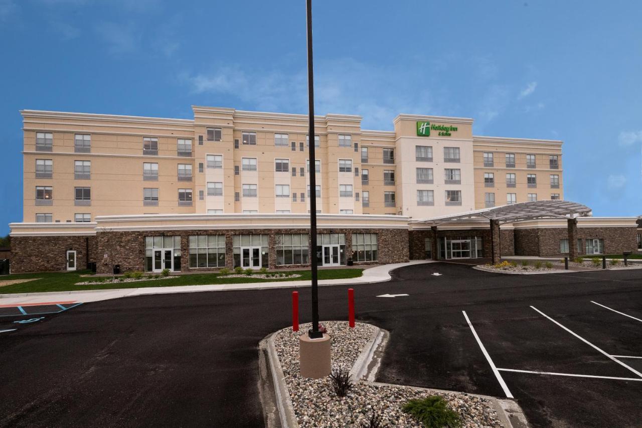Holiday Inn & Suites Detroit - Troy By Ihg מראה חיצוני תמונה