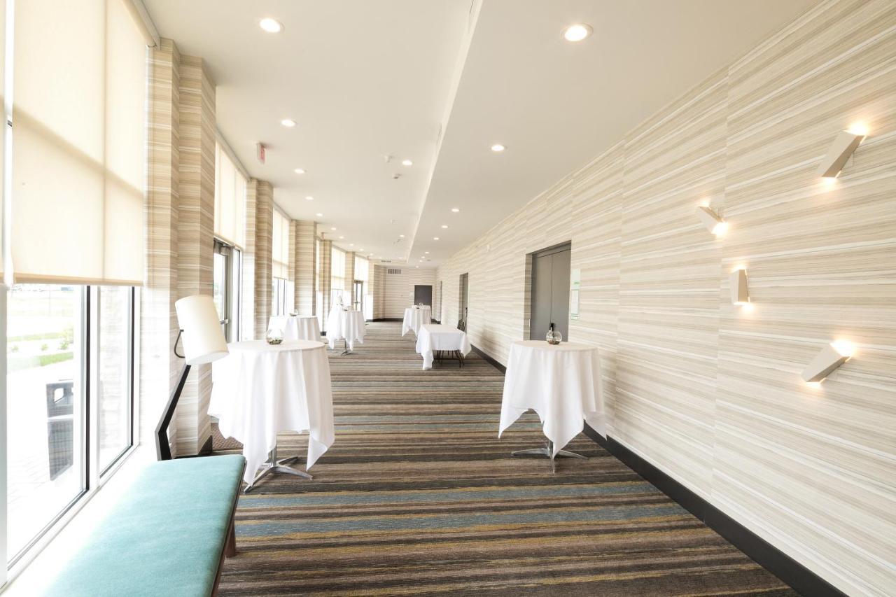 Holiday Inn & Suites Detroit - Troy By Ihg מראה חיצוני תמונה