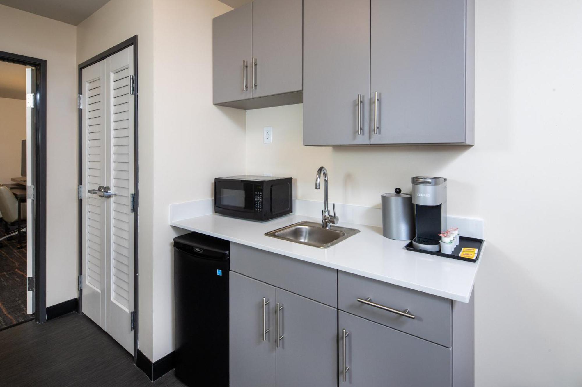 Holiday Inn & Suites Detroit - Troy By Ihg מראה חיצוני תמונה